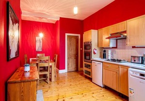 Pass the Keys Beautiful and Bright Georgian Style Morningside Apartment