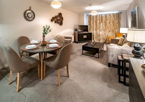 Pass the Keys | Stunning 2BR with Balcony Views in Cathedral Quarter