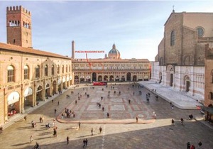 Piazza Maggiore Suite