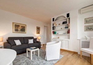 Piccolomini San Peter Terrace Flat