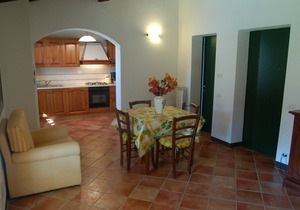 Pietra - Holiday Rental with swimming pool near San Gimignano, Tuscany