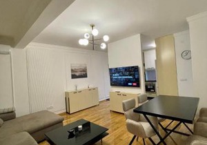 President Apartman 8