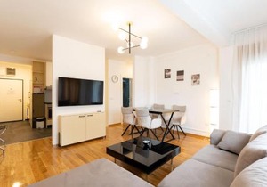 President Apartman 8