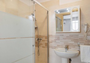 SAN VINCENZO ROOMS VIGONZA- Room 5
