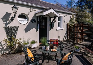 Self-Catering Holiday Cottages close to Belfast and Airports