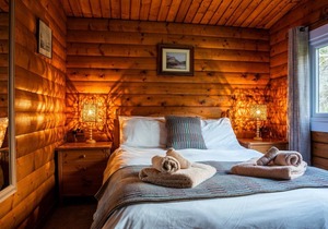Self-Catering log cabin near Plockton and the Isle of Skye secluded, well equipped and dog friendly.