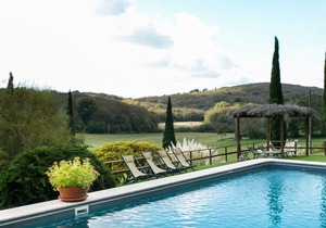 Spacious Villa with Pool in the Countryside,Relaxing Setting and Stunning View