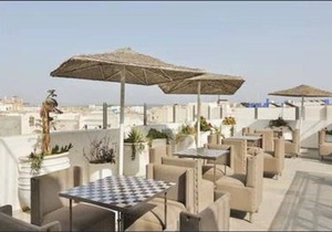 Stay in the heart of the city, Standard room people (2) ARIJE