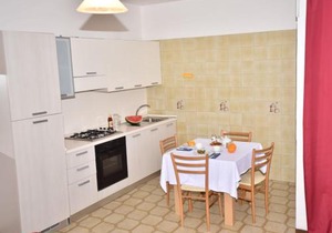 Studio Green Marine- Palme- Ismare-11 by Interhome