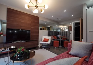 Stylish 2 Bed Flat, walk to Royal Mile &Princes St