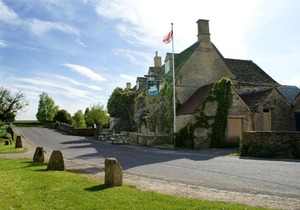 The Swan Inn Shipton-under-Wychwood