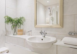 The West Bow View Apartment