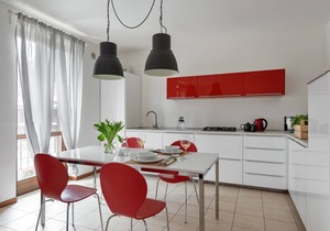 Three-room 6 bed garden small pool garage wifi Gardasee