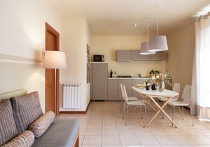Three-room apartment 7 bed garden garage Gardasee wifi