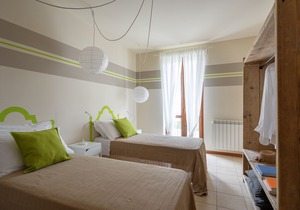 Trilocale 7 bed garden garage wifi Gardasee