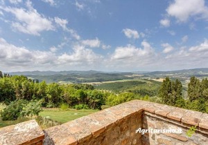 Tuscan Charm Near Volterra
