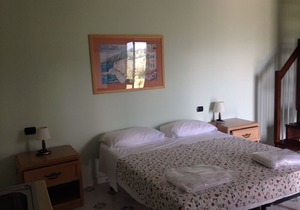 Two-room apartment with a patio just steps from Palinuro in the countryside Cilento "4"