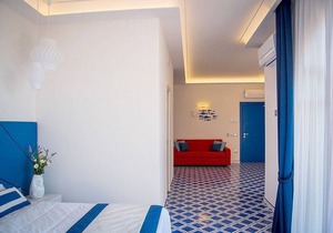 Villa Clarice G: A bright and sunny studio apartment in a quiet position, located on a hillside above the sea, with Free WI-FI.