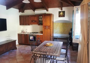 Villa Concetta - Sorrento centre, with pool, garden, parking, BBQ, WiFi