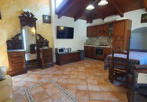 Villa Concetta - Sorrento centre, with pool, garden, parking, BBQ, WiFi