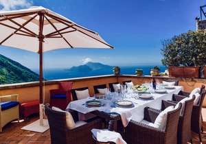 Villa Gioconda with Private Swimming Pool, Sea View, Ideal for Weddings