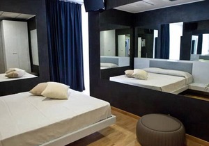 VILLA IMAGO - ROOM OF MIRRORS