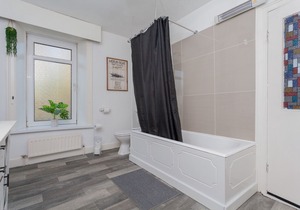 Windsor House - A Home from home
