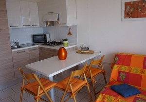 Wonderful studio with swimming pool, spacious terrace and sea view by Beahost