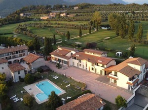 Holiday Residency Il Colombaro | Cunettone-villa
