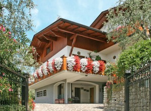 Delvai | Magugnago
