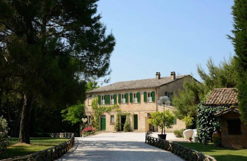 Rupoli Villa | 1000 m² Villa ∙ 14 bedrooms ∙ 40 guests