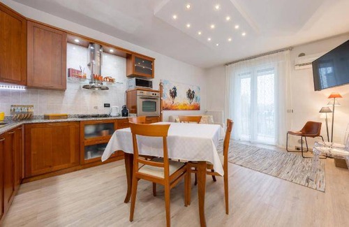 Due Carrare Apartment | 100 m² Apartment ∙ 2 bedrooms ∙ 6 guests