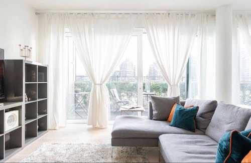 Sands End Apartment | 100 m² Apartment ∙ 2 bedrooms ∙ 4 guests