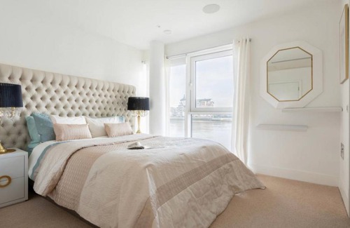 Sands End Apartment | 100 m² Apartment ∙ 2 bedrooms ∙ 4 guests