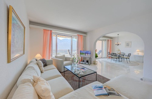 Locarno Apartment | 100 m² Apartment ∙ 2 bedrooms ∙ 4 guests