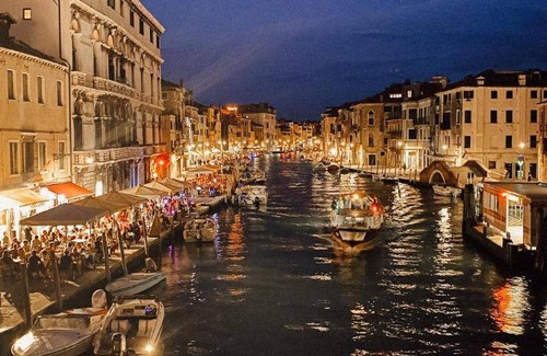 Cannaregio Apartment | 100 m² Apartment ∙ 2 bedrooms ∙ 5 guests
