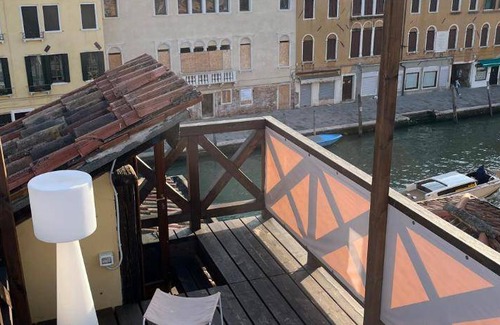 Cannaregio Apartment | 100 m² Apartment ∙ 2 bedrooms ∙ 5 guests
