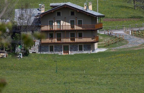 Valpelline Apartment | 100 m² Apartment ∙ 2 bedrooms ∙ 8 guests