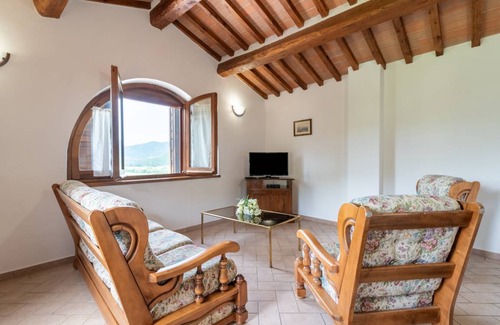 Lisciano Niccone House | 100 m² Farmhouse ∙ 3 bedrooms ∙ 6 guests