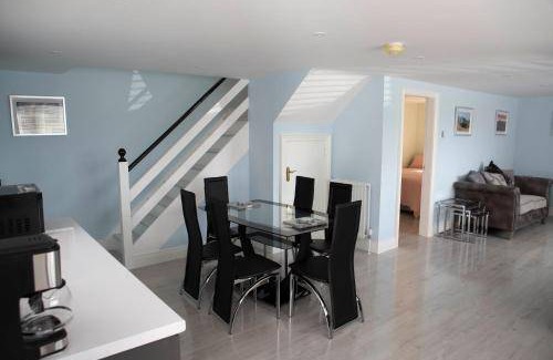 Newry House | 100 m² House ∙ 2 bedrooms ∙ 4 guests
