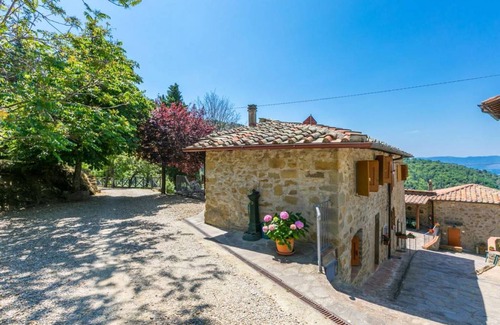 Bivio Pozzo Apartment | 104 m² Apartment ∙ 3 bedrooms ∙ 7 guests