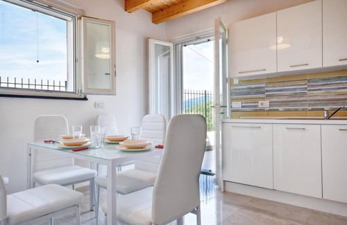 Cogorno House | 104 m² House ∙ 2 bedrooms ∙ 7 guests
