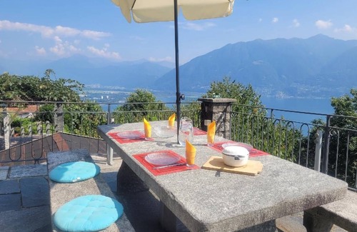 Brione sopra Minusio House | 110 m² House ∙ 2 bedrooms ∙ 4 guests