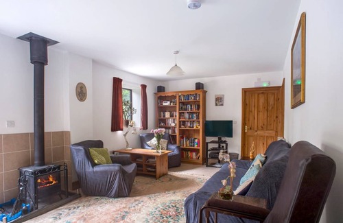 Mayfield Other | 110 m² Unique rental ∙ 4 bedrooms ∙ 8 guests