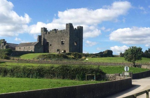Kilkeel Apartment | 117 m² Apartment ∙ 4 bedrooms ∙ 9 guests
