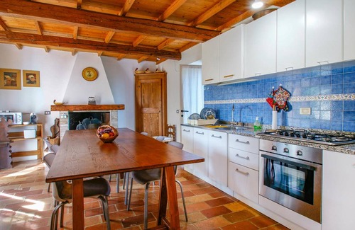 Pesaro House | 120 m² House ∙ 2 bedrooms ∙ 6 guests