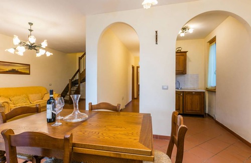 Badia Agnano House | 120 m² House ∙ 4 bedrooms ∙ 8 guests