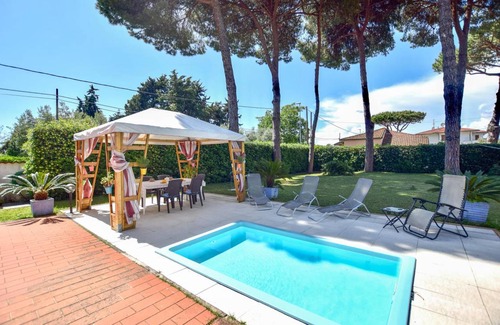 Lido di Camaiore House | 120 m² Maisonette ∙ 3 bedrooms ∙ 6 guests