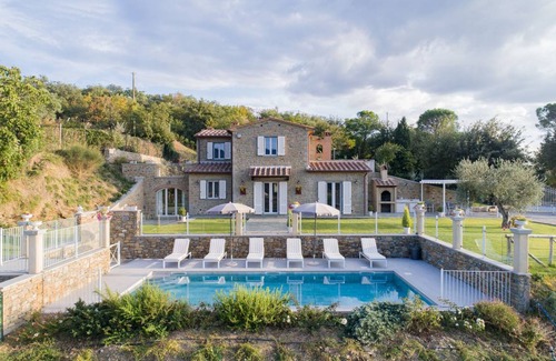 Cortona Villa | 120 m² Villa ∙ 3 bedrooms ∙ 8 guests