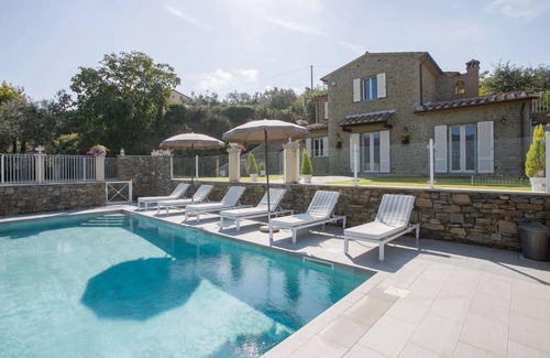 Cortona Villa | 120 m² Villa ∙ 3 bedrooms ∙ 8 guests